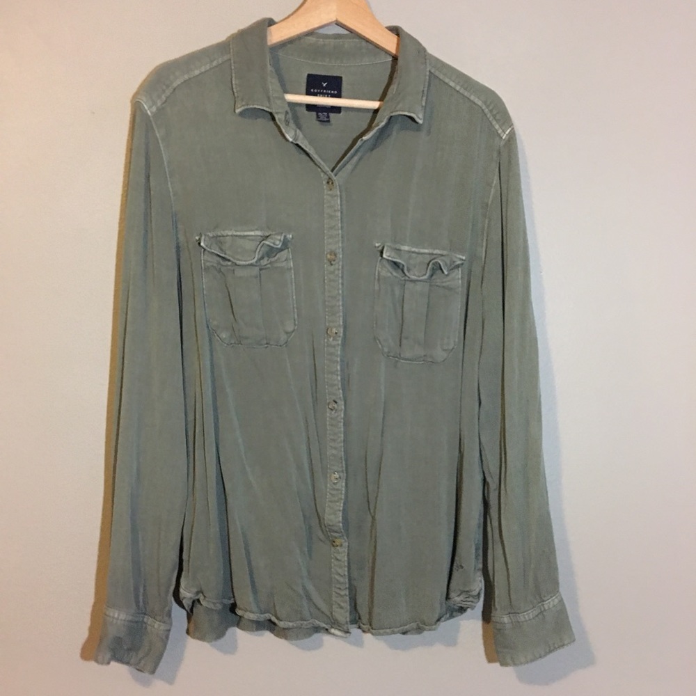 AEO Olive Green Long Sleeve Boyfriend Button Up